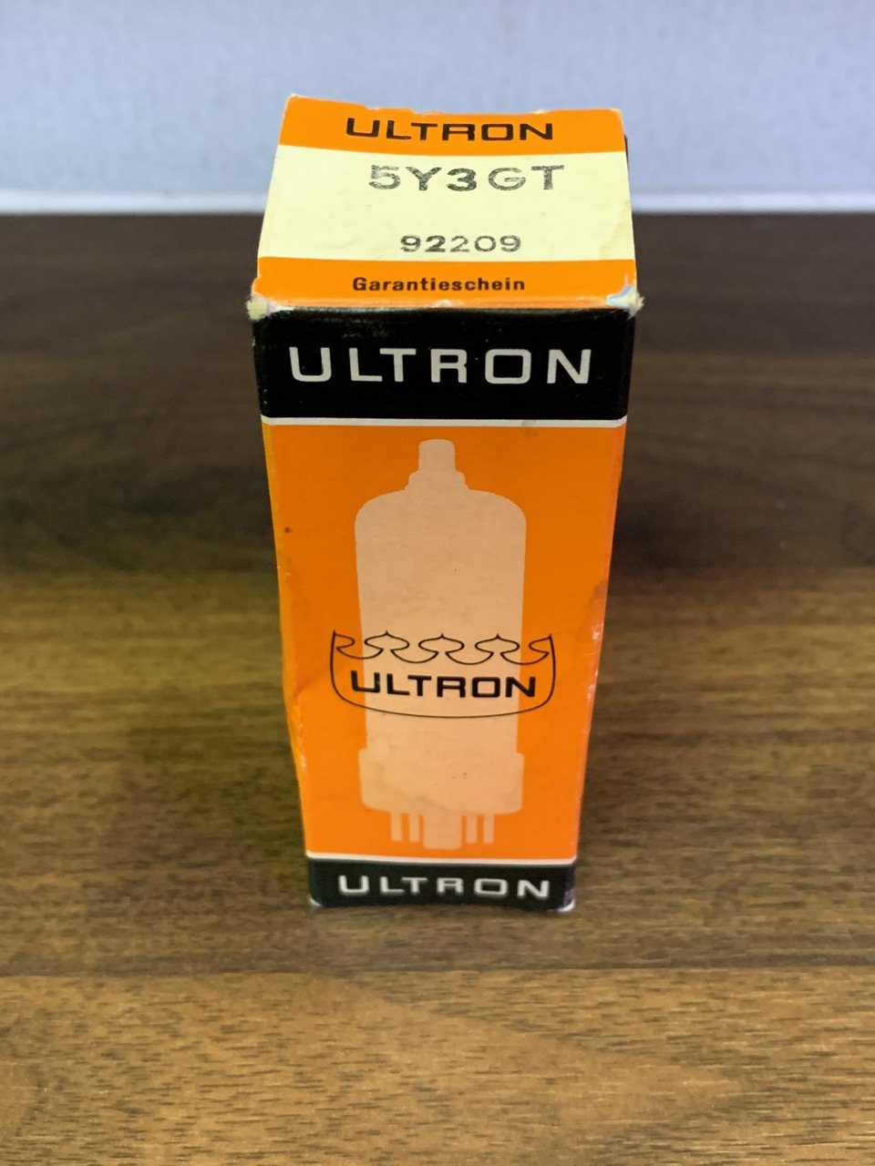 Bóng nắn 5Y3 ULtron – Made in USA