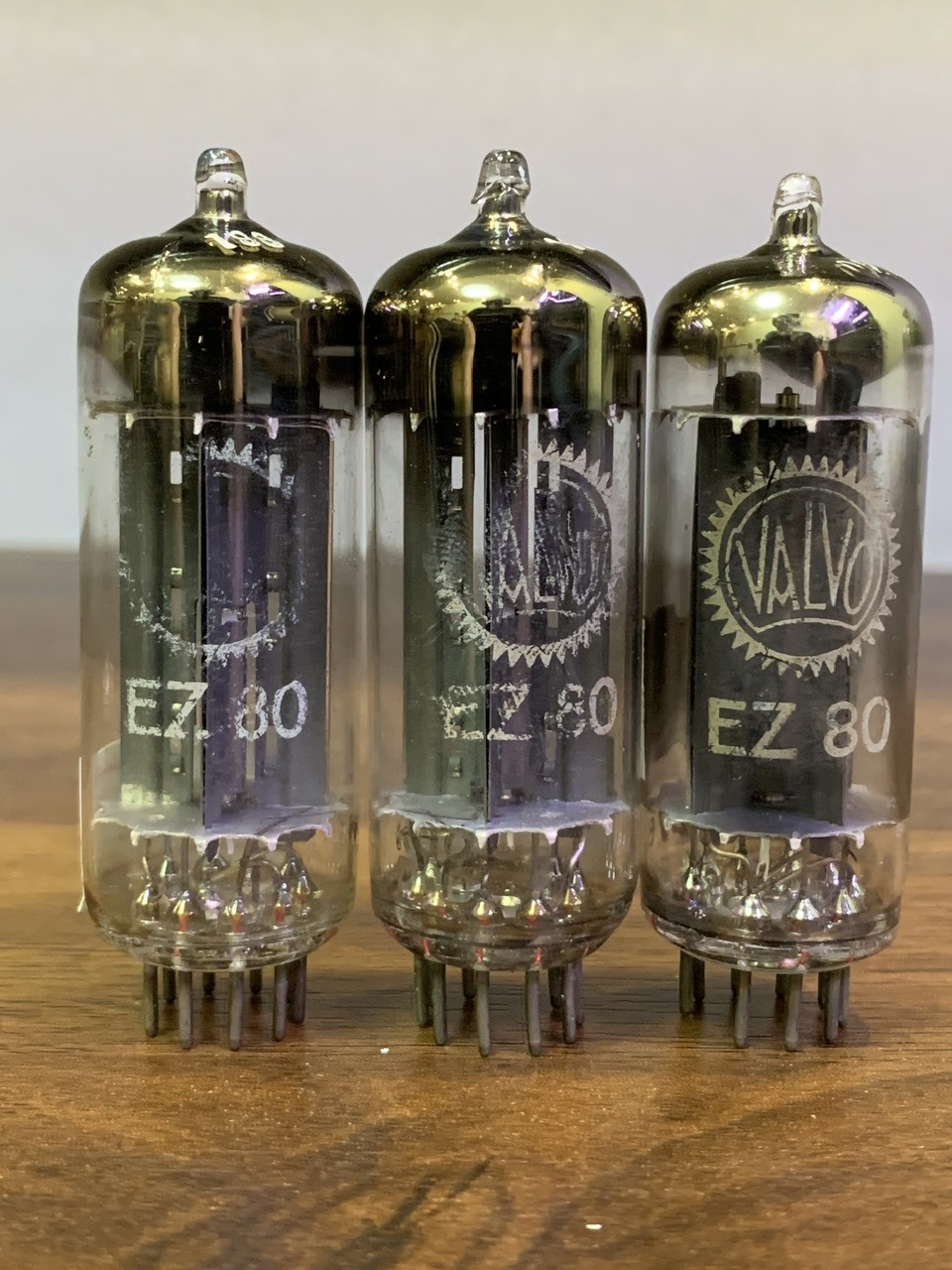 Bóng đèn nắn EZ80/ 6V4 Valvo D getter – Made in Germany