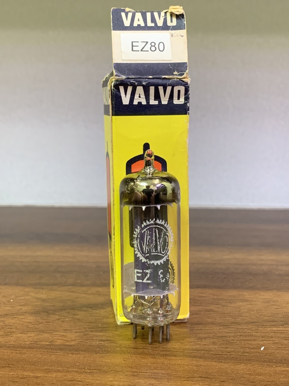 Bóng đèn nắn EZ80/ 6V4 Valvo – NOS NIB – D getter